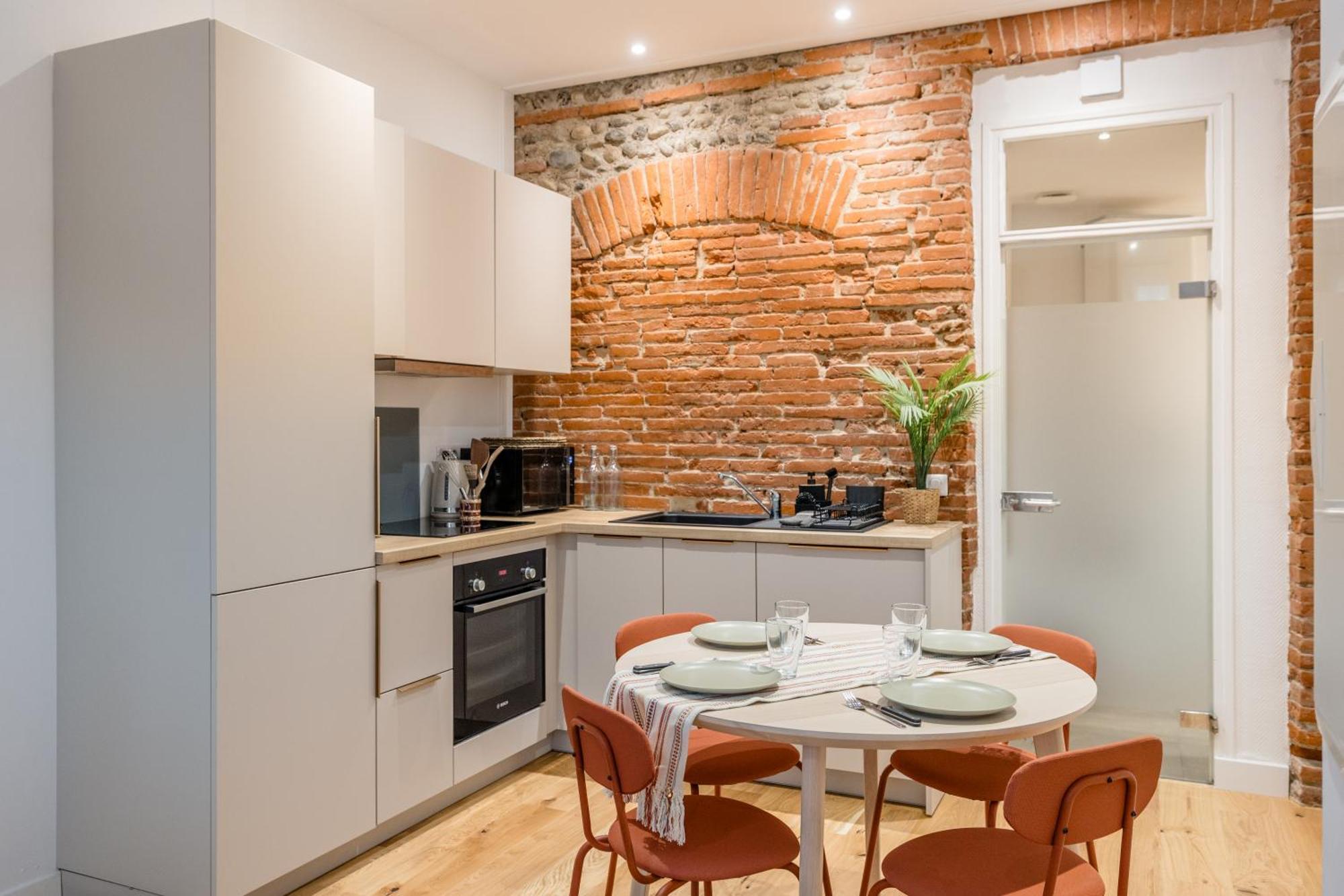 Le Lotus Blanc - Hypercentre A 10 Min Du Metro Apartment Toulouse Exterior photo
